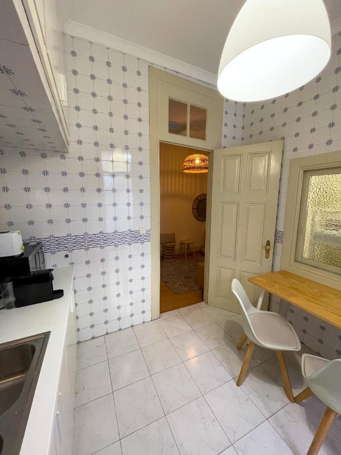Teodora Accommodation Hostel & Suits Porto Bagian luar foto